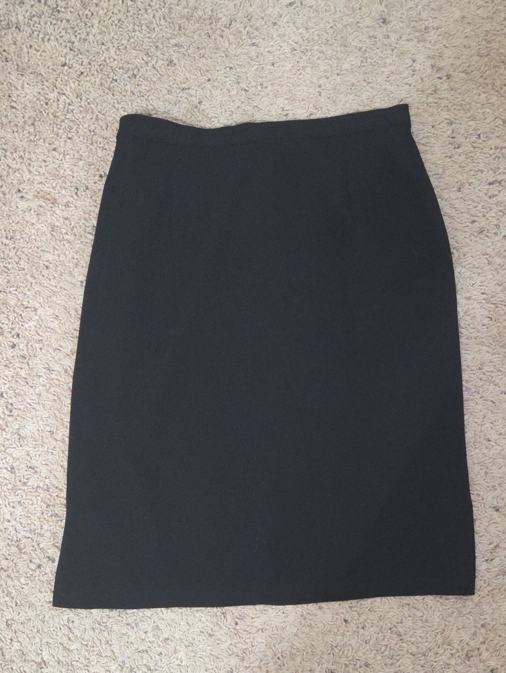 Focus 2000 Black Pencil Skirt - Sleek Tailored Fit